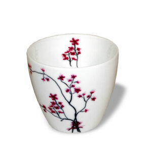 Ein Bild von Porzellan-Becher Cherry Blossom 3.2dl, in der Kategorie Teetassen und Gläser