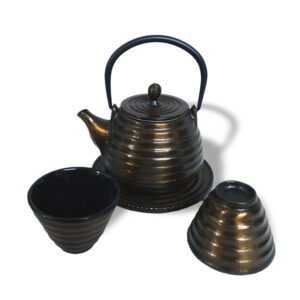 Ein Bild von Teeset "Wataru" - Kupferfarben mit Reliefstruktur, in der Kategorie Teekannen und Teesets Teekannen aus Gusseisen kaufen