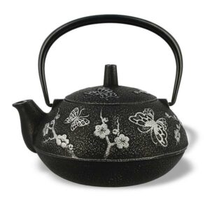 Ein Bild von Eisengusskanne Papillon - 0.6l - Silber Schwarz, in der Kategorie Teekannen und Teesets