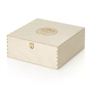 Ein Bild von Geschenkbox mit 3 Bio-Gewürzsalzen im Glas mit Bambusdeckel, in der Kategorie Kräuter und Gewürze Tee Geschenk Salz