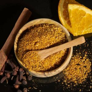 Ein Bild von Gewürzsalz Barbeque - Bio - 90g im Glas mit Bambusdeckel, in der Kategorie Kräuter und Gewürze Salz