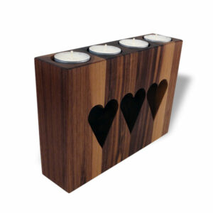 Ein Bild von Kerzenständer mit Herz für vier Teelichter, in der Kategorie Kerzen
