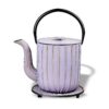 Ein Bild von Eisengusskanne Mariage 1.0l - Lila, in der Kategorie Teekannen und Teesets Teekannen mit Sieb Kaufen Teekannen aus Gusseisen kaufen