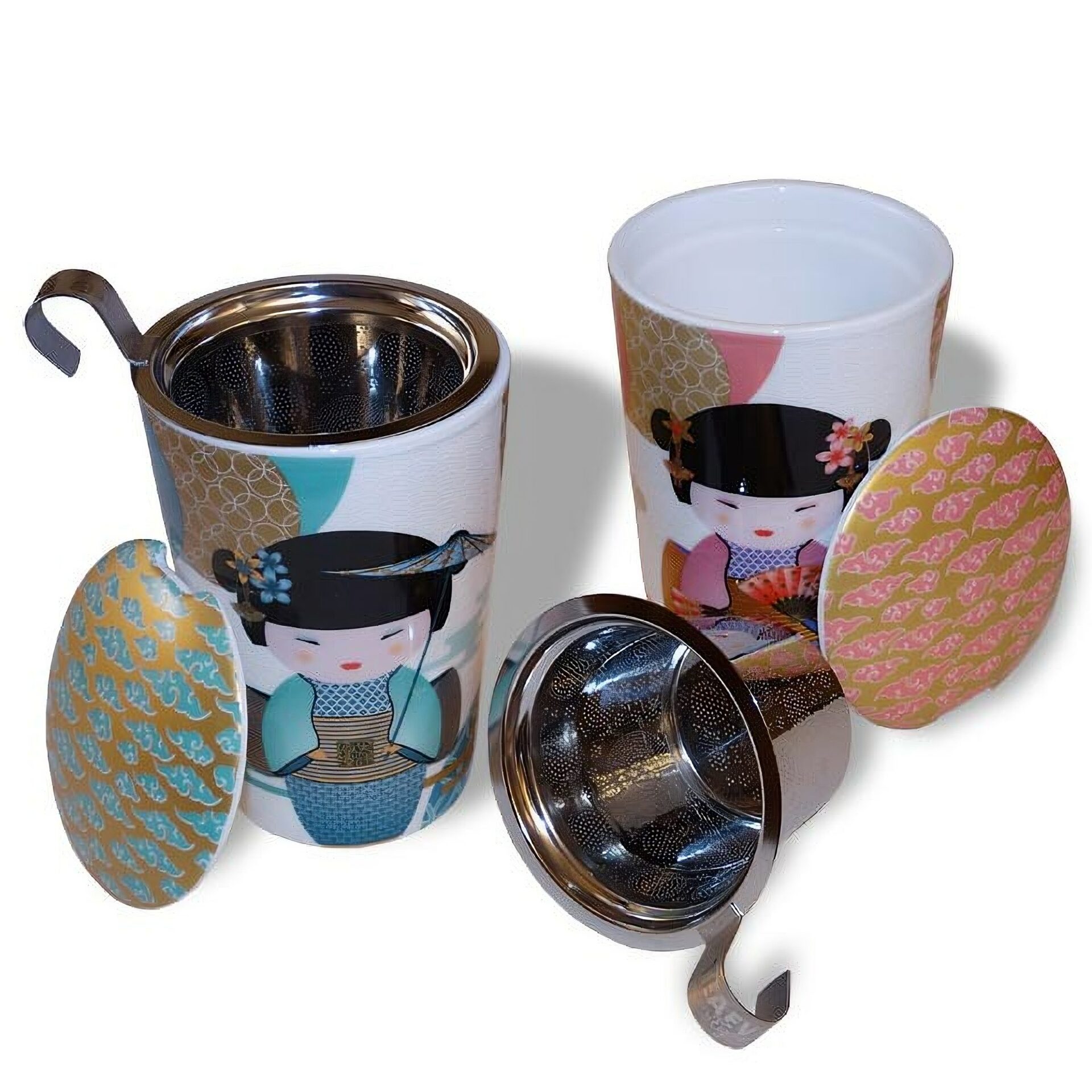 Ein Bild von Kräutertasse "New Little Geisha" mit Goldauflage - 2 Stück - 2-fach sortiert von TEAEVE, in der Kategorie Teetassen und Gläser