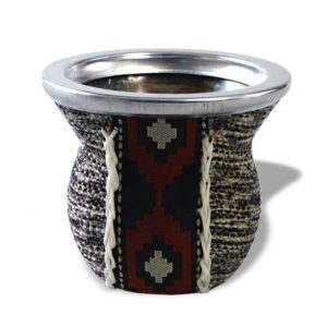 Ein Bild von Mate Trinkgefäss aus Glas - Grau / Rot, in der Kategorie Teezubehör Calabasa (Mate-Becher)