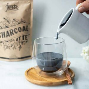 Ein Bild von Fonte Charcoal Latte, in der Kategorie Nahrungsmittel