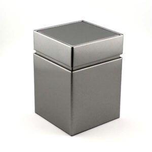 Ein Bild von Dose eckig silber -, in der Kategorie Teedosen