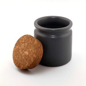 Ein Bild von Keramikdose mit Korkdeckel, in der Kategorie Teedosen