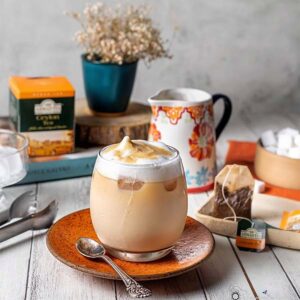 Ein Bild von Schwarztee Ahmad Tea - Ceylon Tea - 20 Teebeutel à 2g, in der Kategorie Schwarz Tee pur Tee im Teebeutel kaufen Schwarztee