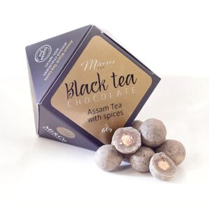 Ein Bild von Schokoladenpralinen - Assam & Spices in weißer Schokolade, in der Kategorie Nahrungsmittel