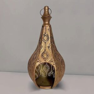 Ein Bild von Tischlaterne - Gold, in der Kategorie Kerzen