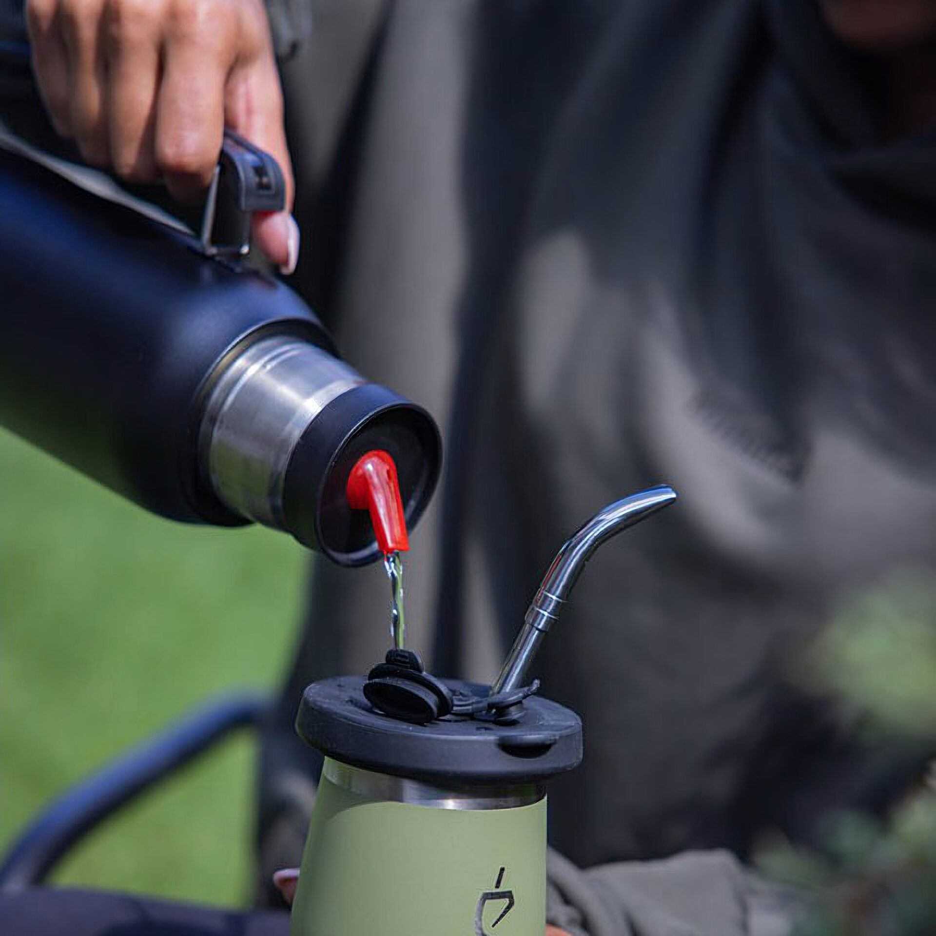 Ein Bild von Yerba Mate Set Terolid Dualflow Pro von Un Mate - Grün, in der Kategorie Teezubehör