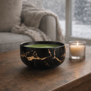 Ein Bild von Matcha Schale - Gold Schwarz, in der Kategorie Teezubehör Matcha Schalen