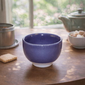 Ein Bild von Teeschale - Violett-Blau, in der Kategorie Teetassen und Gläser Matcha Schalen